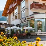 Berg & Urslauerhof Hotel Maria Alm am Steinernen Meer
