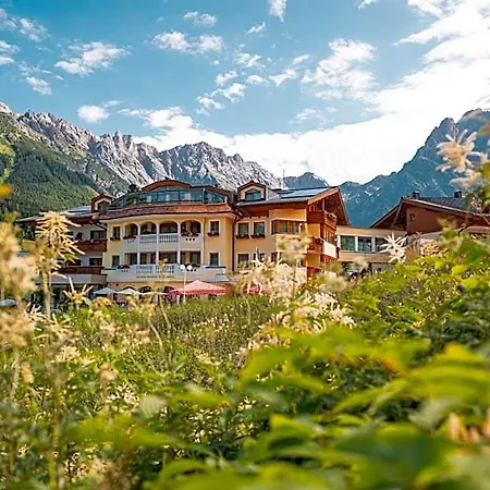 Berg&spa Urslauerhof 4*