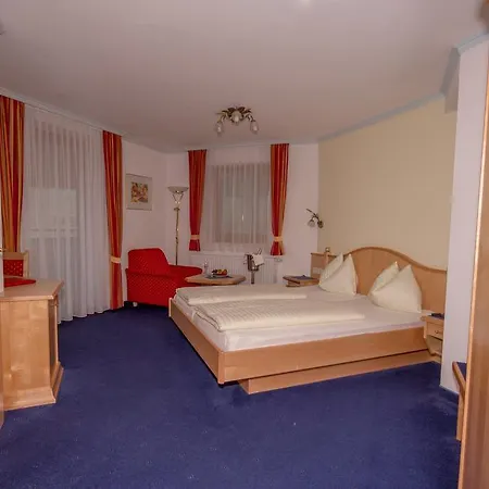 Berg & Urslauerhof Отель Мариа-Альм